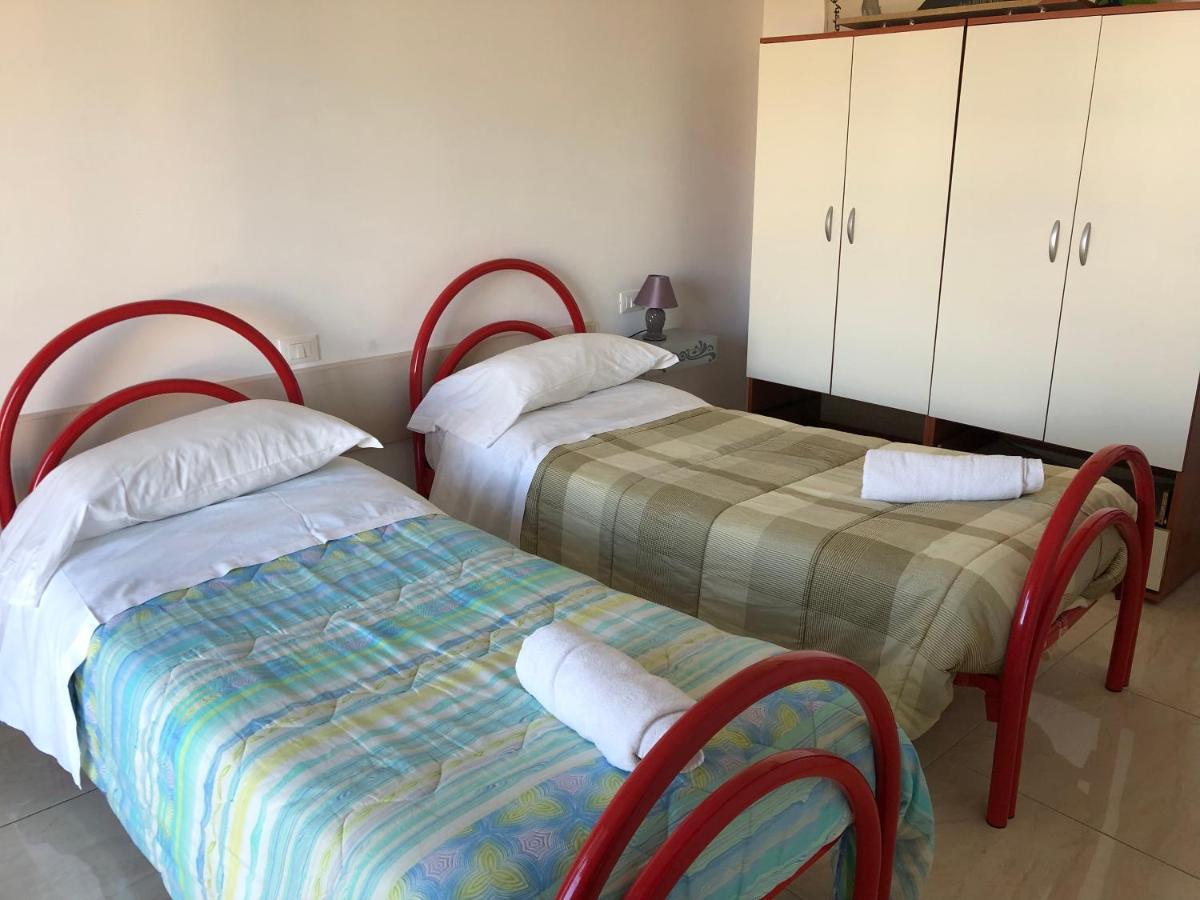 Apartamento Attico Tacito Ventimiglia Exterior foto